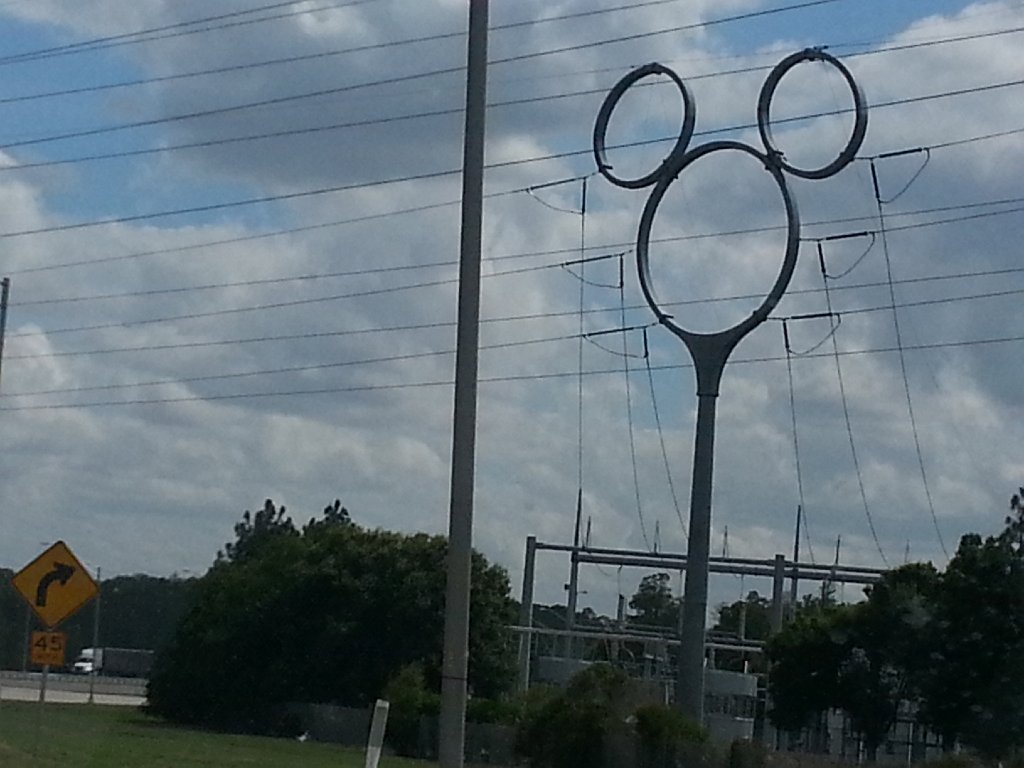 2013-04-17 15.53.06.jpg - Last view as we leave, the Mickey Mouse power support.